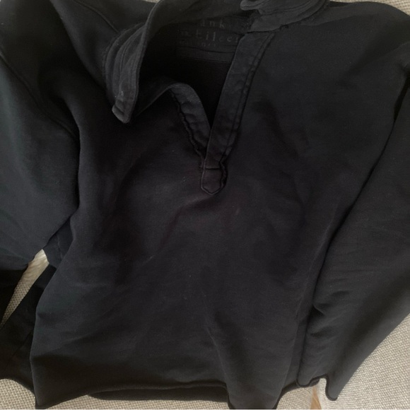 Frank & Eileen Black Top - Picture 2 of 2